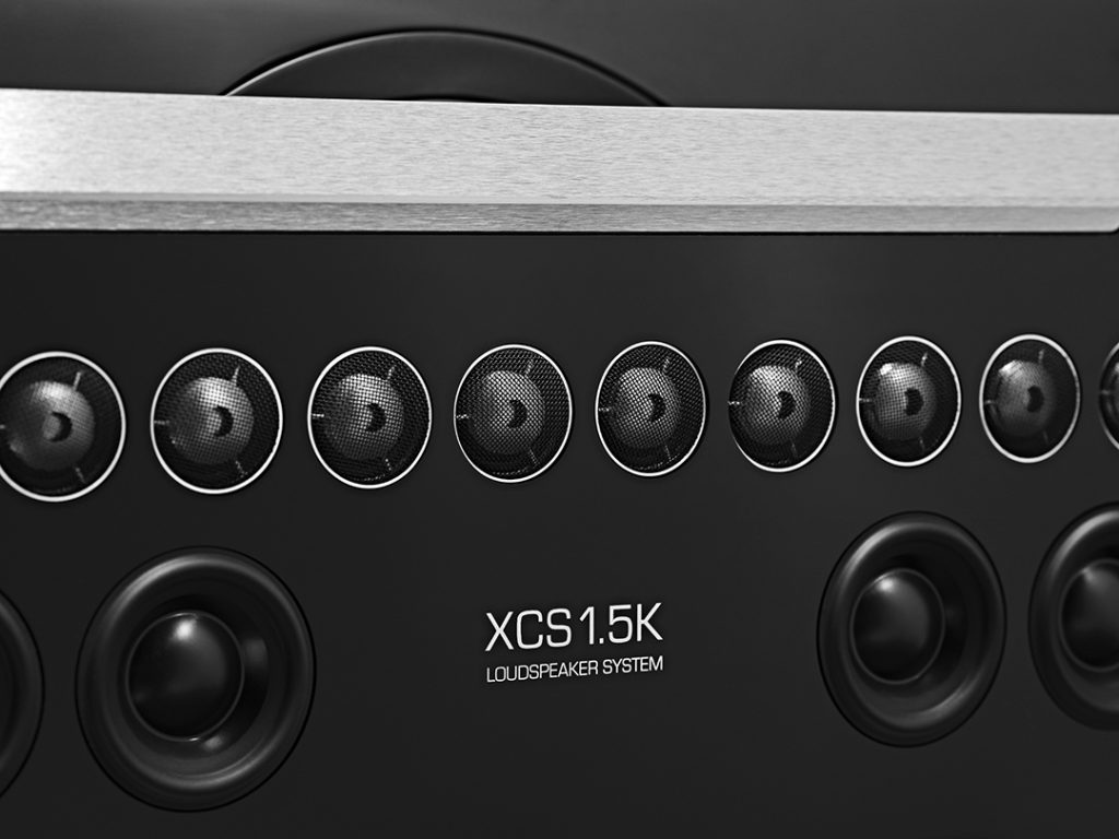 McIntosh's XCS1.5K - a totally amazingly over engineered centre speaker!